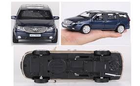 Buick GL8 – 1:32 Die-Cast Model (Luxury MPV)