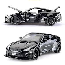Nissan GT-R R35 – 1:32 Die-Cast Model