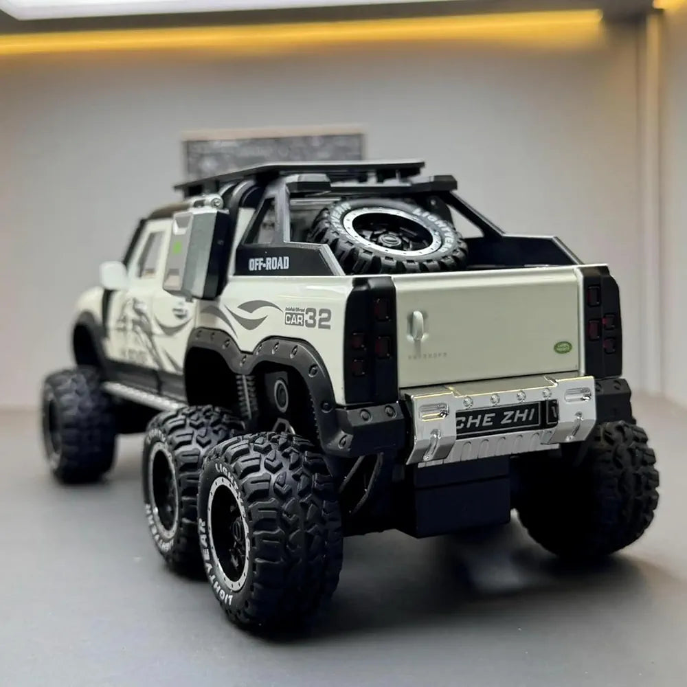 Mercedes-Benz G63 AMG 6x6 1:24 Die-Cast Scale Model