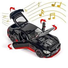 Mercedes-AMG – 1:24 GT R Die-Cast Model