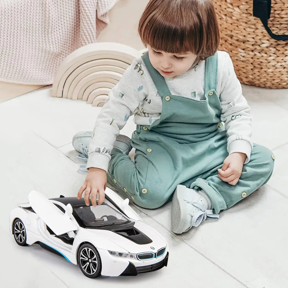 BMW i8 – 1:32 Die-Cast Model Car
