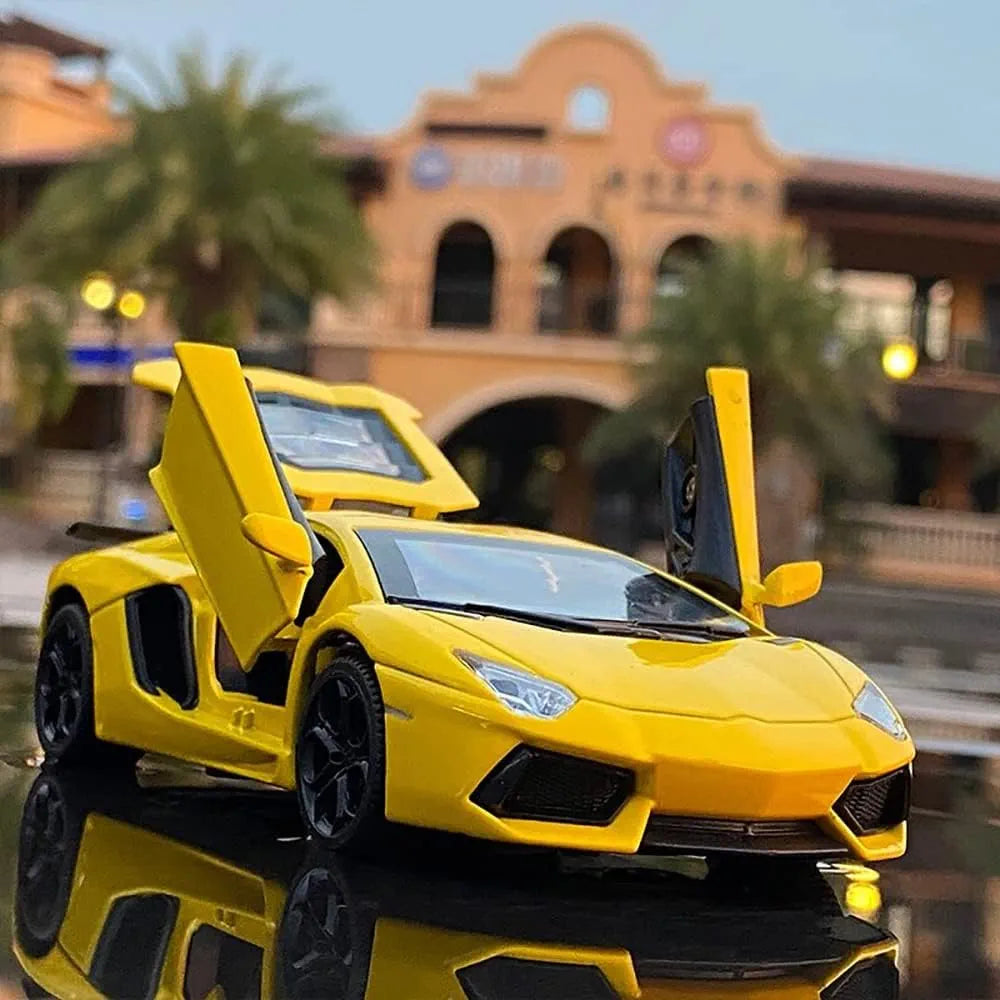Lamborghini Aventador – 1:32 Die-Cast Model
