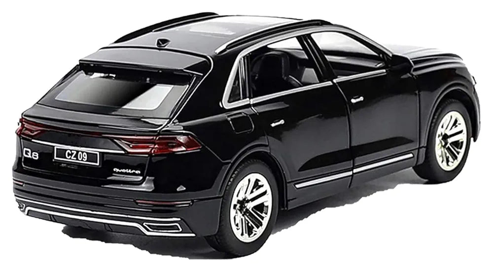 Audi Q8 1:24 Die-Cast Scale Model