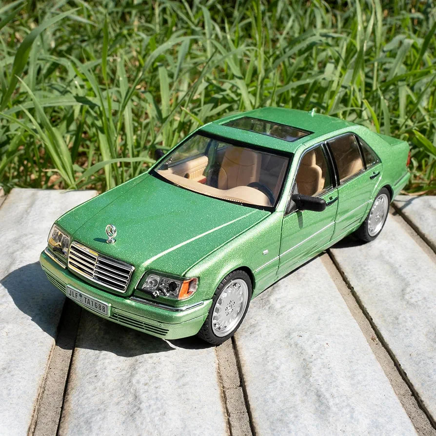 Mercedes-Benz S-Class W140 – 1:24 Die-Cast Model Car