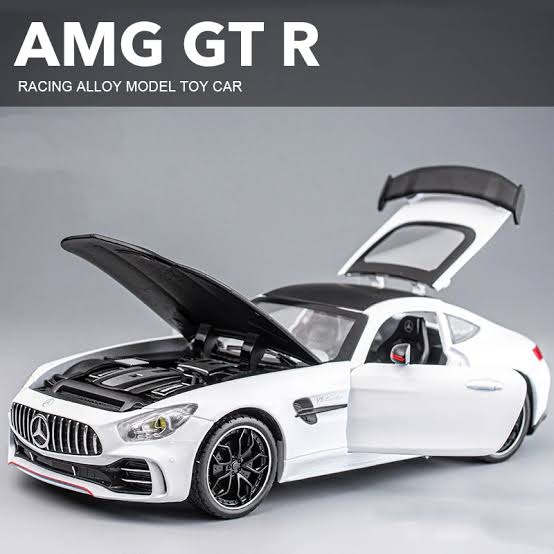 Mercedes AMG GT 1:24 Die-Cast Scale Model